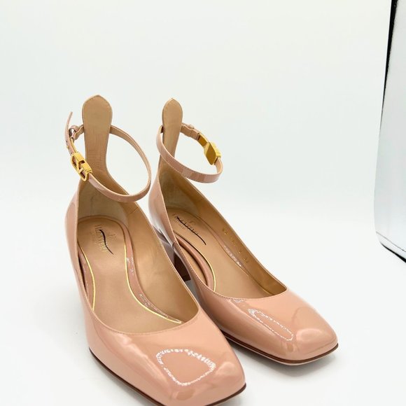 Valentino Garavani Patent Leather Ankle Strap Pumps w Valentino VLOGO Charm - Picture 4 of 11